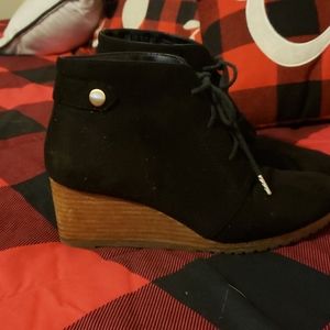 Dr Scholl's wedge suede booties